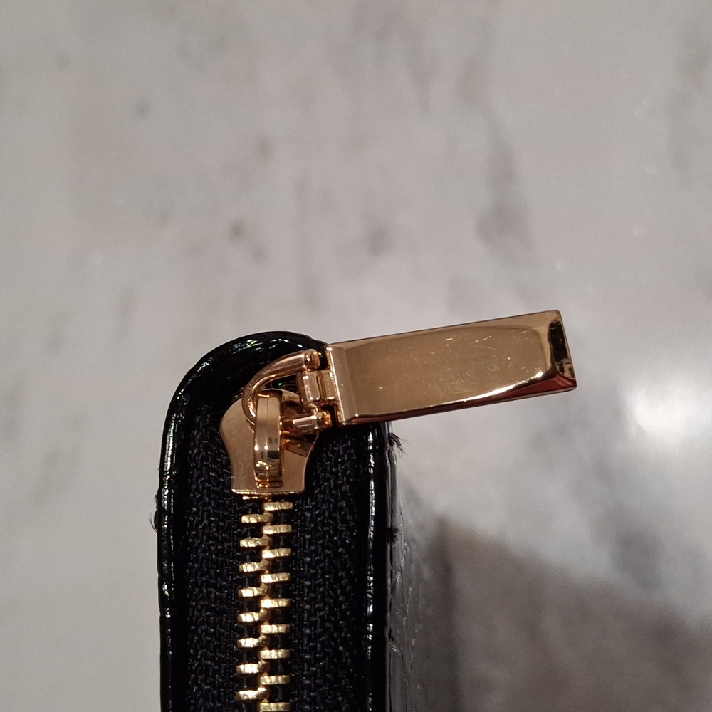 Women's Wallet - Picture 8 of 9